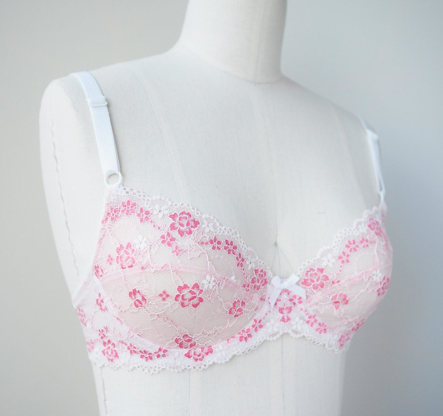 Sewing & Craft, Pink Lace Bra With No Defects